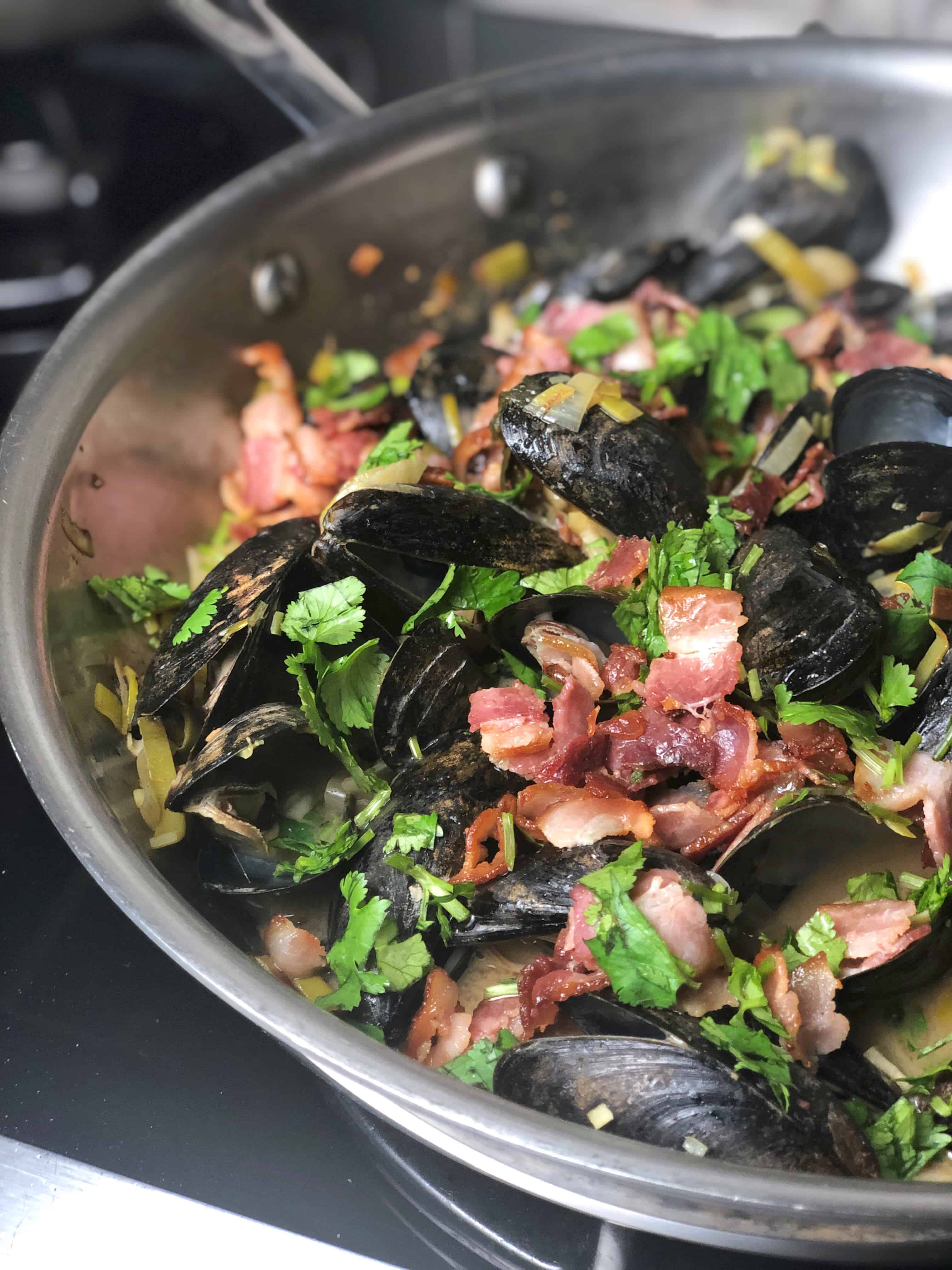 Mussels with Leeks and Bacon Minty Kitchen