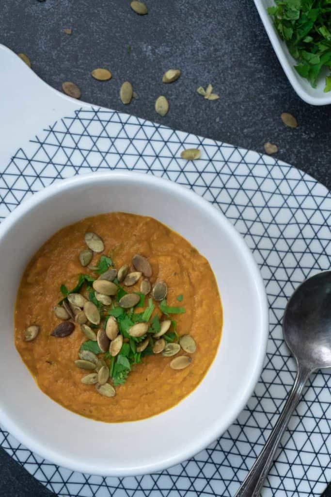 roasted carrot soup with pumpkin seeds