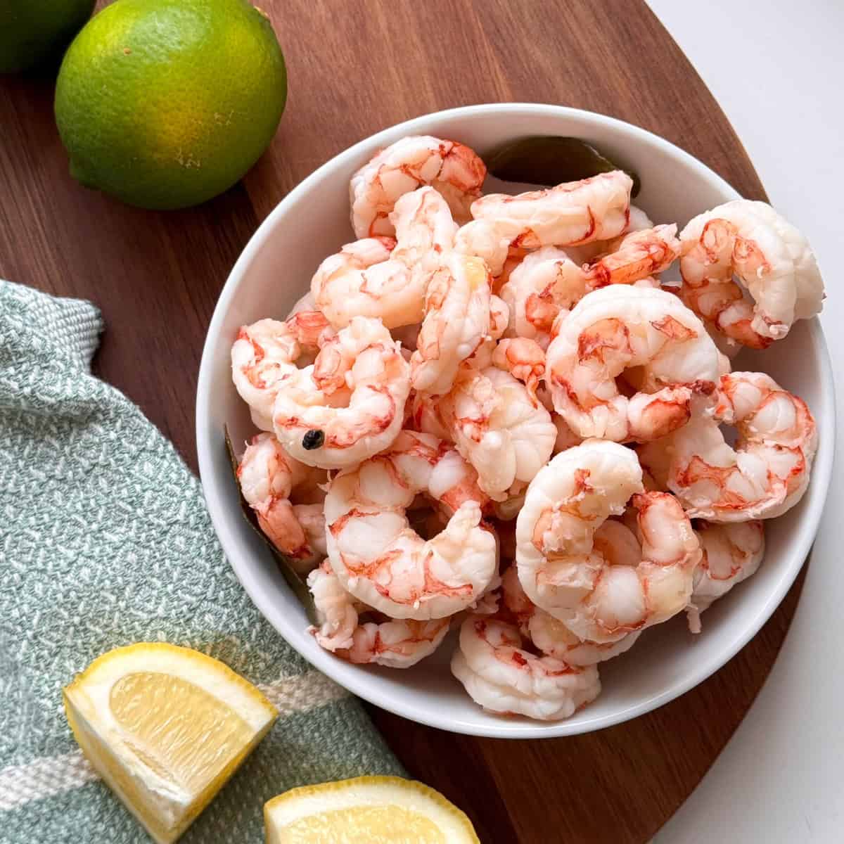 bowl of cooked pink shrimp 